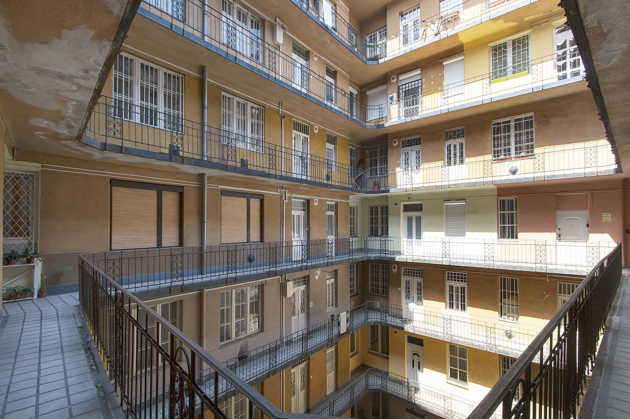 Real Apartments Kertesz Budapeste Exterior foto